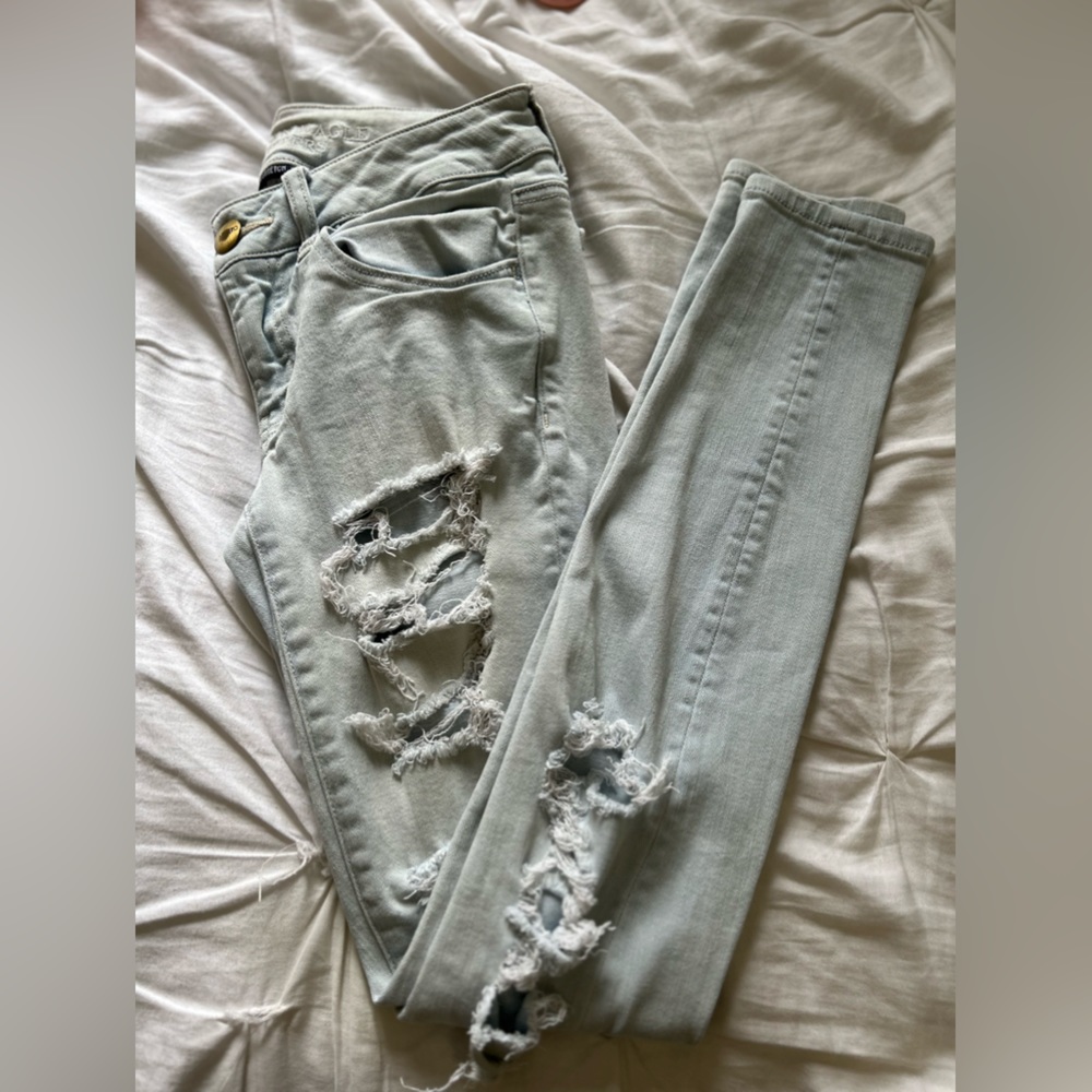 American eagle low rise jeans